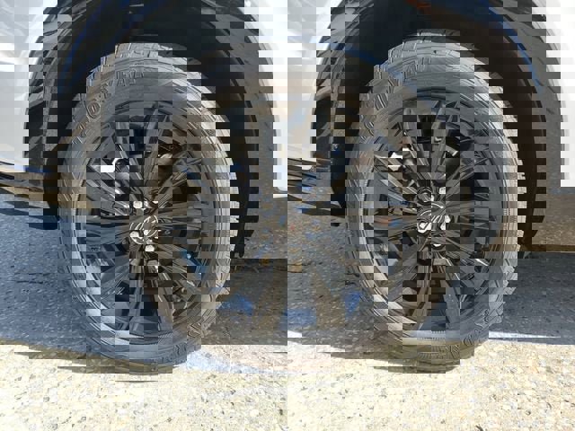 New 2026 Buick Envista Sport Touring w/ Convenience I Package FWD image 6