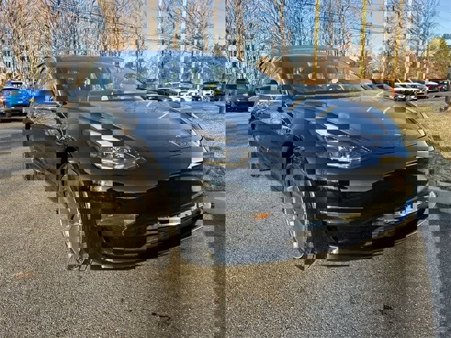 Used 2020 Tesla Model 3 image 2