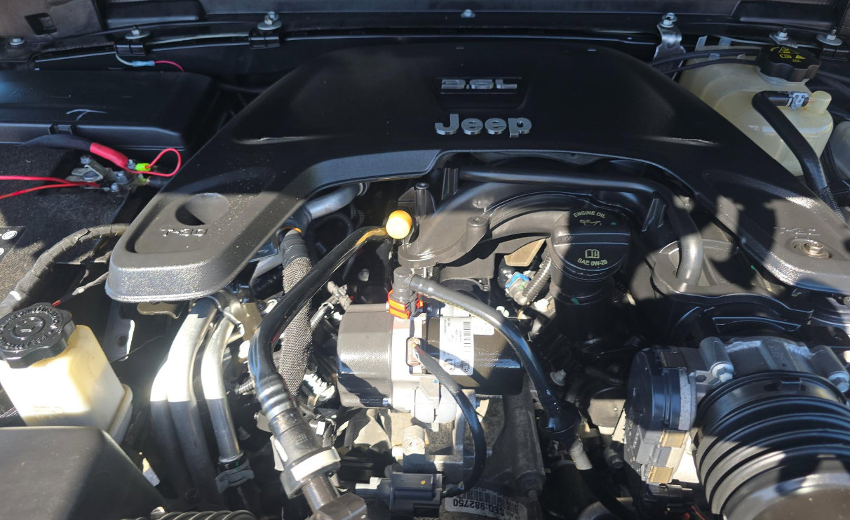 Used 2021 Jeep Wrangler Unlimited Sport image 17