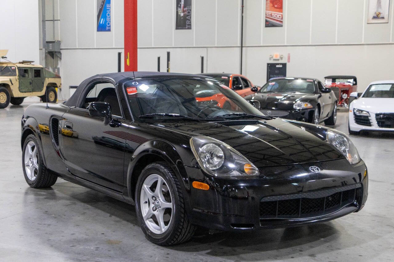 Used 2000 Toyota MR2 RWD image 27