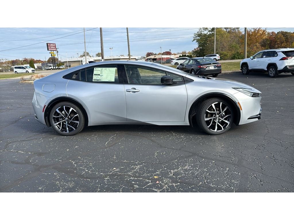 New 2026 Toyota Prius Plug-In Hybrid image 8