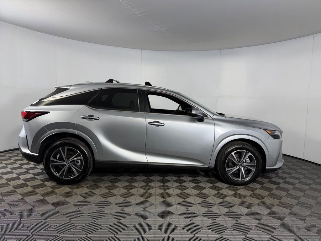 Used 2025 Lexus RX 350 FWD w/ Technology Package image 6