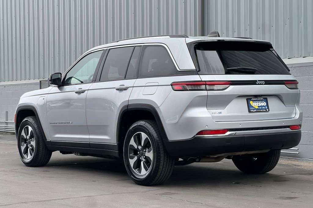 Used 2024 Jeep Grand Cherokee Limited 4xe image 6