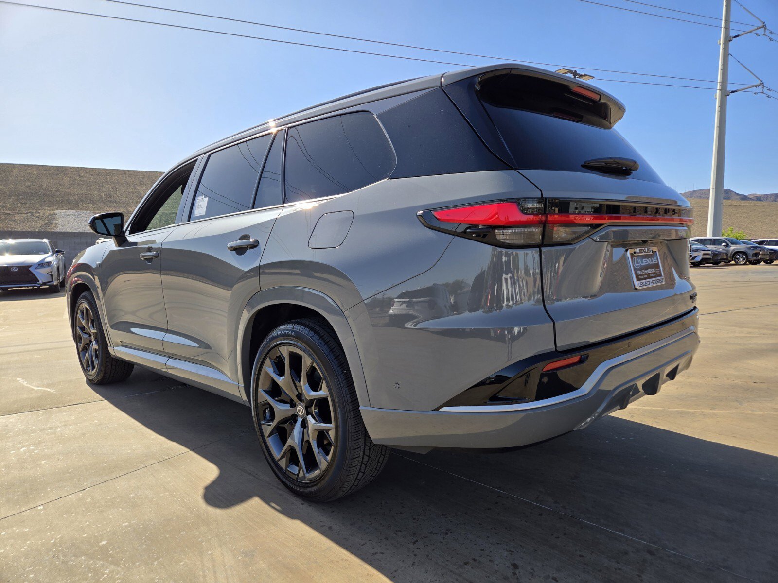 New 2026 Lexus TX 500h AWD image 4