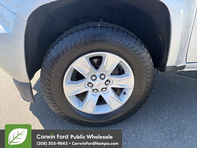 Used 2015 GMC Canyon SLE AWD/4WD image 8