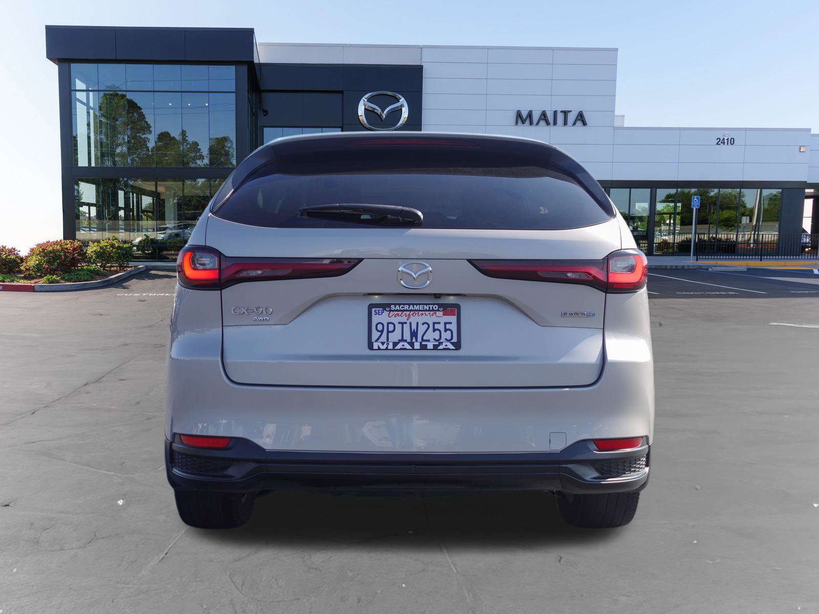 Certified 2024 MAZDA CX-90 Plug-In Hybrid w/ Preferred AWD/4WD image 5