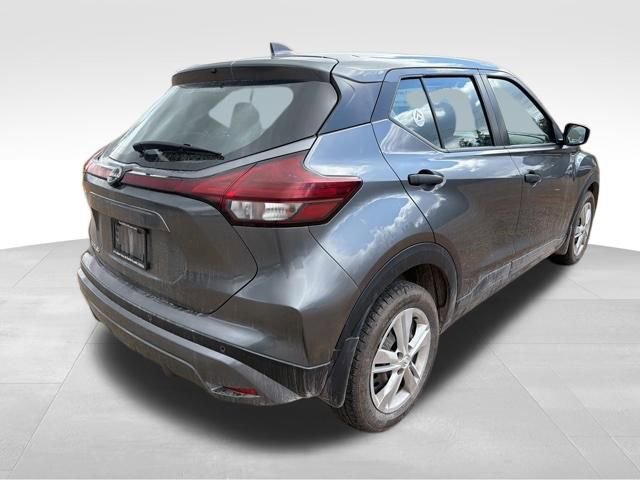 Used 2024 Nissan Kicks S image 4