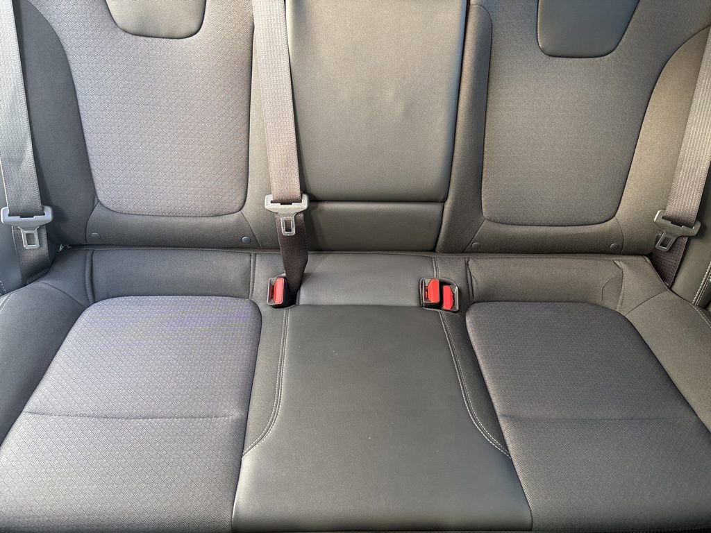 Used 2023 Buick Encore GX Select w/ Sport Touring Package image 24