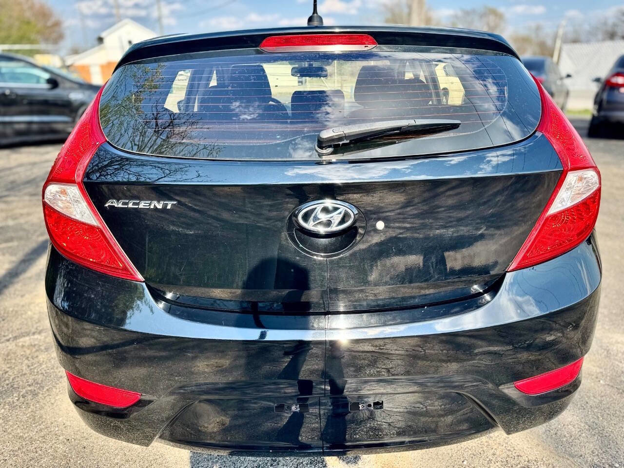 Used 2017 Hyundai Accent SE image 4