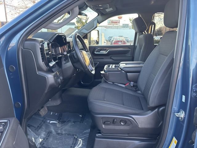 Used 2025 Chevrolet Silverado 2500 LT w/ Convenience Package image 15