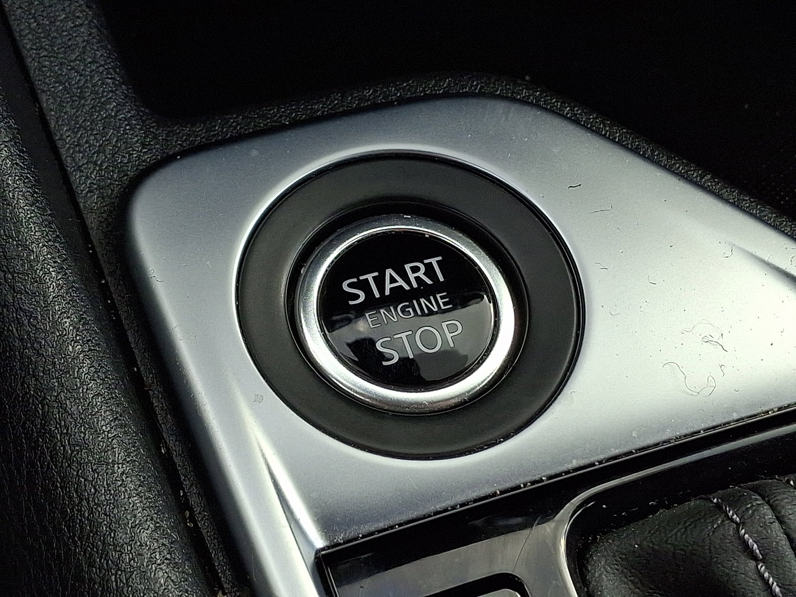 Used 2025 Nissan Sentra SV image 25