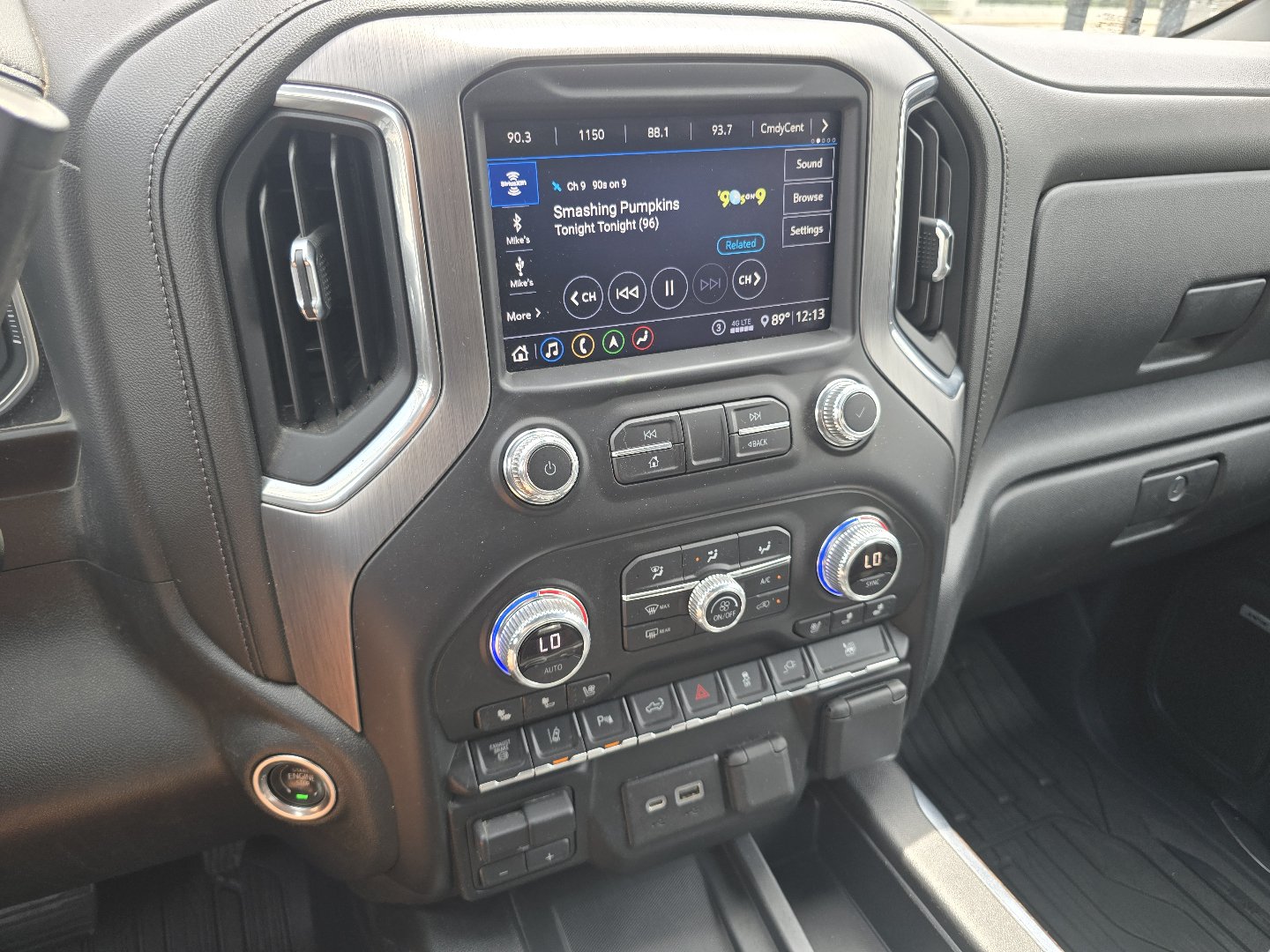 Used 2020 GMC Sierra 3500 Denali w/ Denali Ultimate Package AWD/4WD image 45