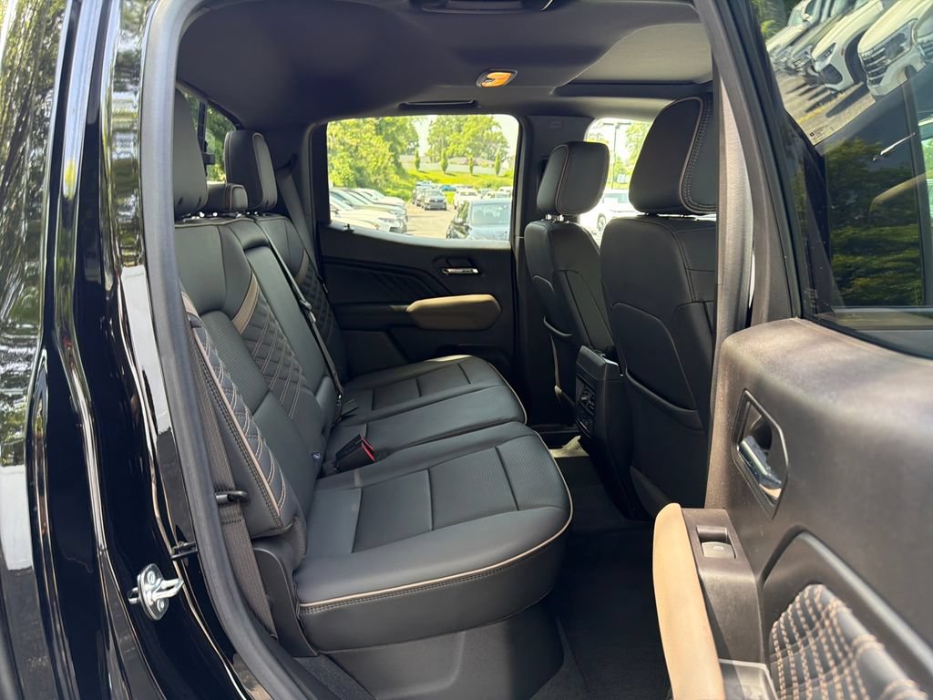 Used 2024 GMC Canyon Denali AWD/4WD image 36