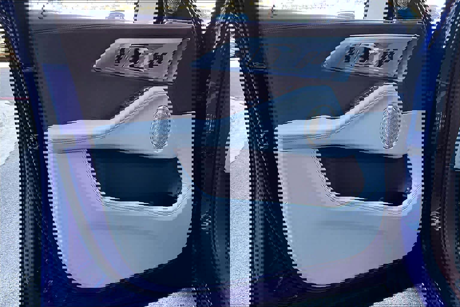 Used 2025 BMW XM AWD/4WD image 24