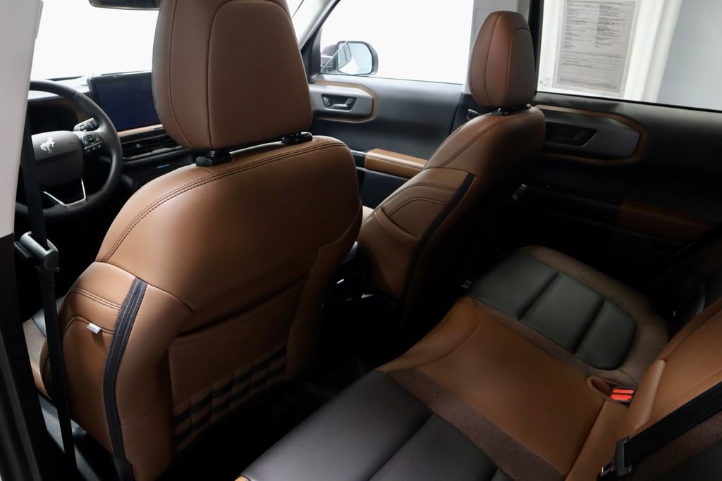 Certified 2025 Ford Bronco Sport Outer Banks w/ Outer Banks Tech Package+ image 21