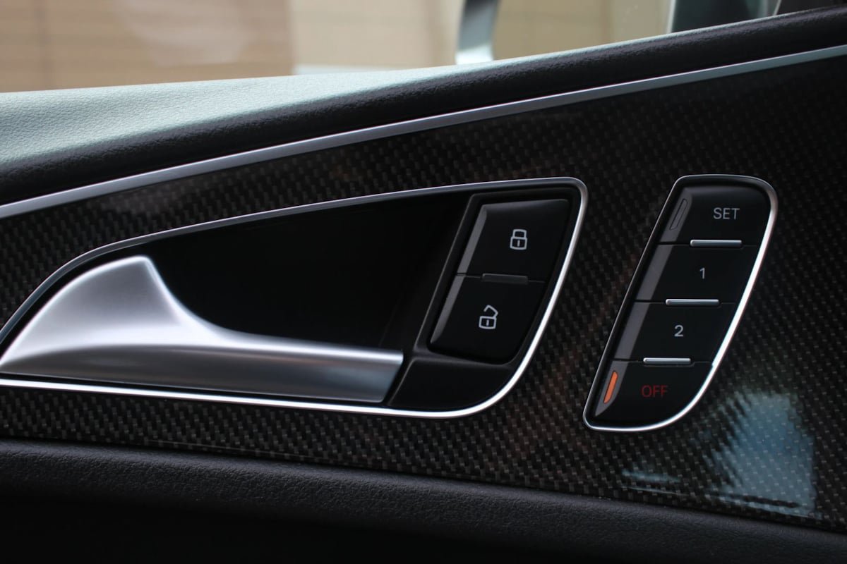 Used 2013 Audi S6 Prestige AWD/4WD image 36