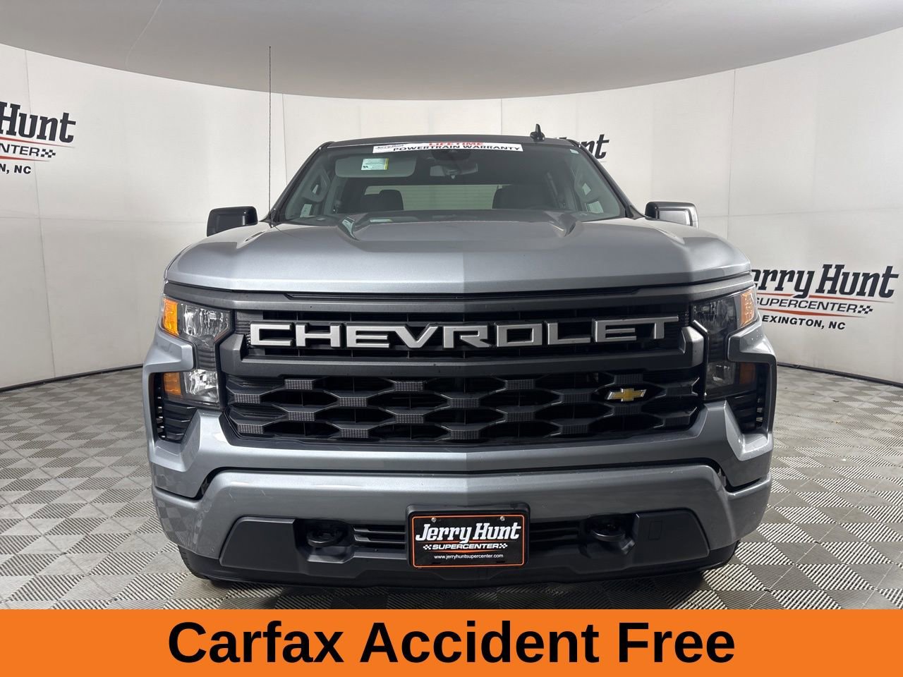 Used 2023 Chevrolet Silverado 1500 Custom AWD/4WD image 3