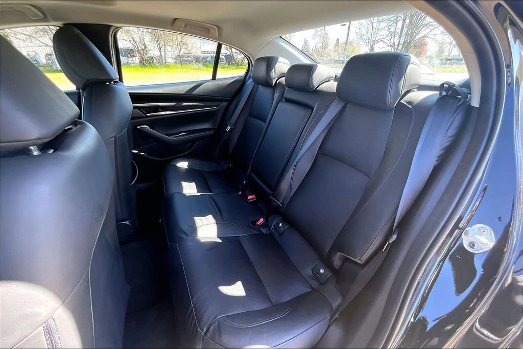 Used 2021 MAZDA MAZDA3 s image 21