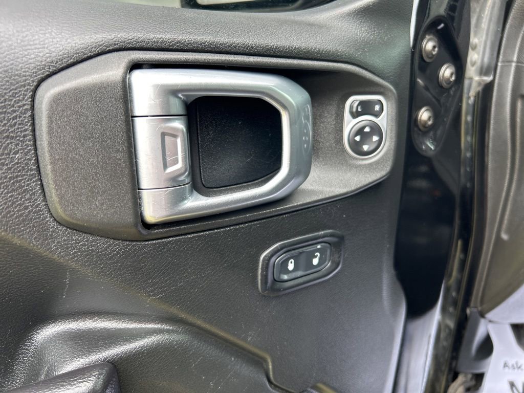 Used 2019 Jeep Wrangler Unlimited Sport S image 13