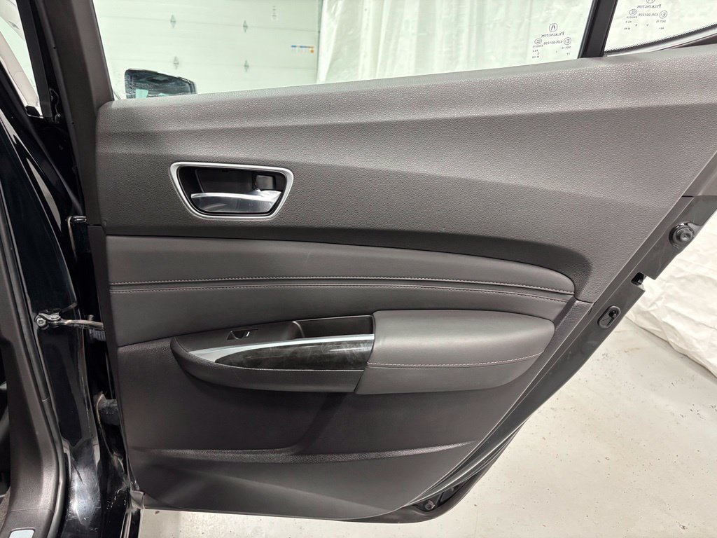 Used 2020 Acura TLX FWD image 45