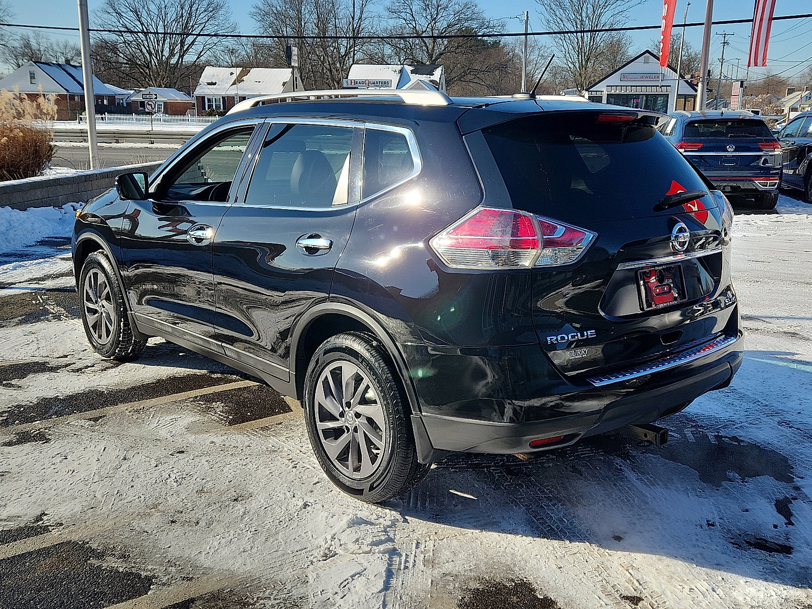 Used 2016 Nissan Rogue SL w/ SL Premium Package image 4