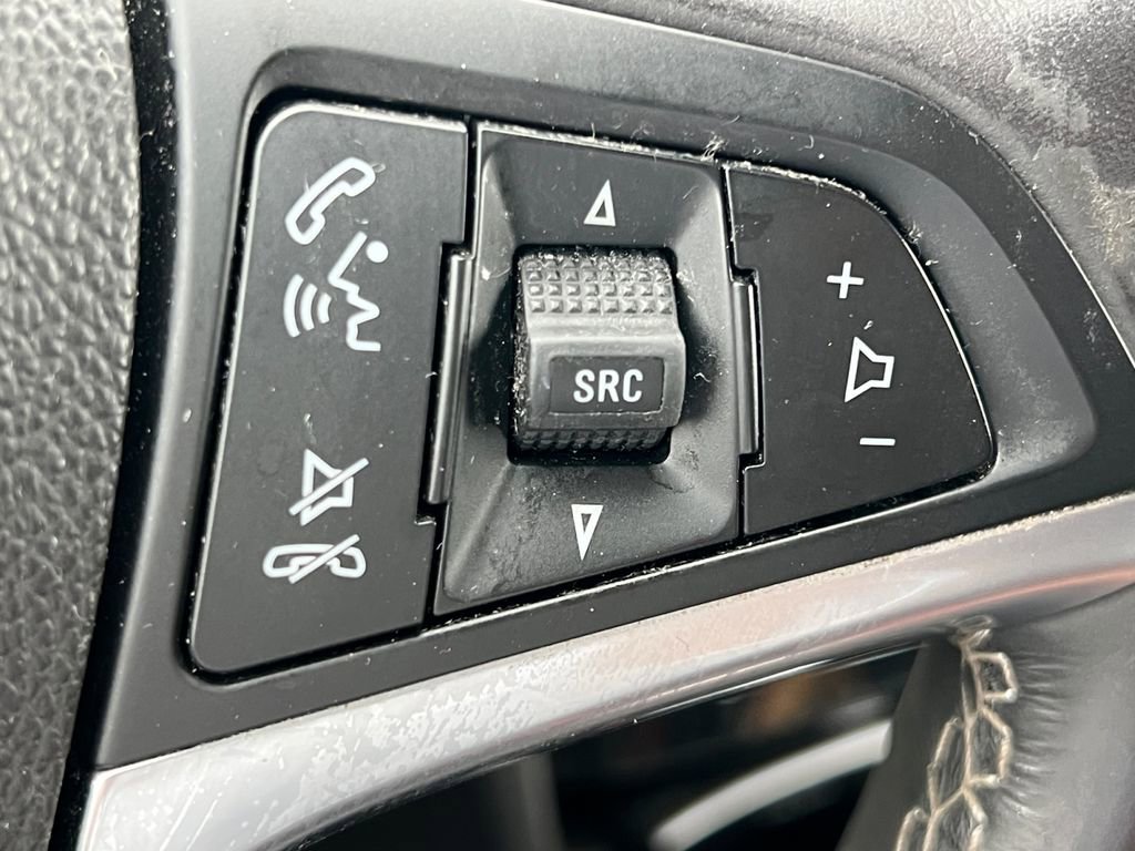 Used 2021 Buick Encore Preferred image 18