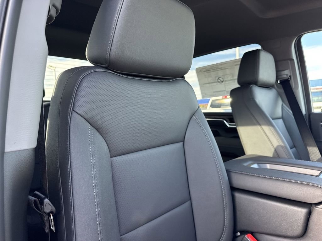 Used 2026 GMC Sierra 2500 SLT image 26