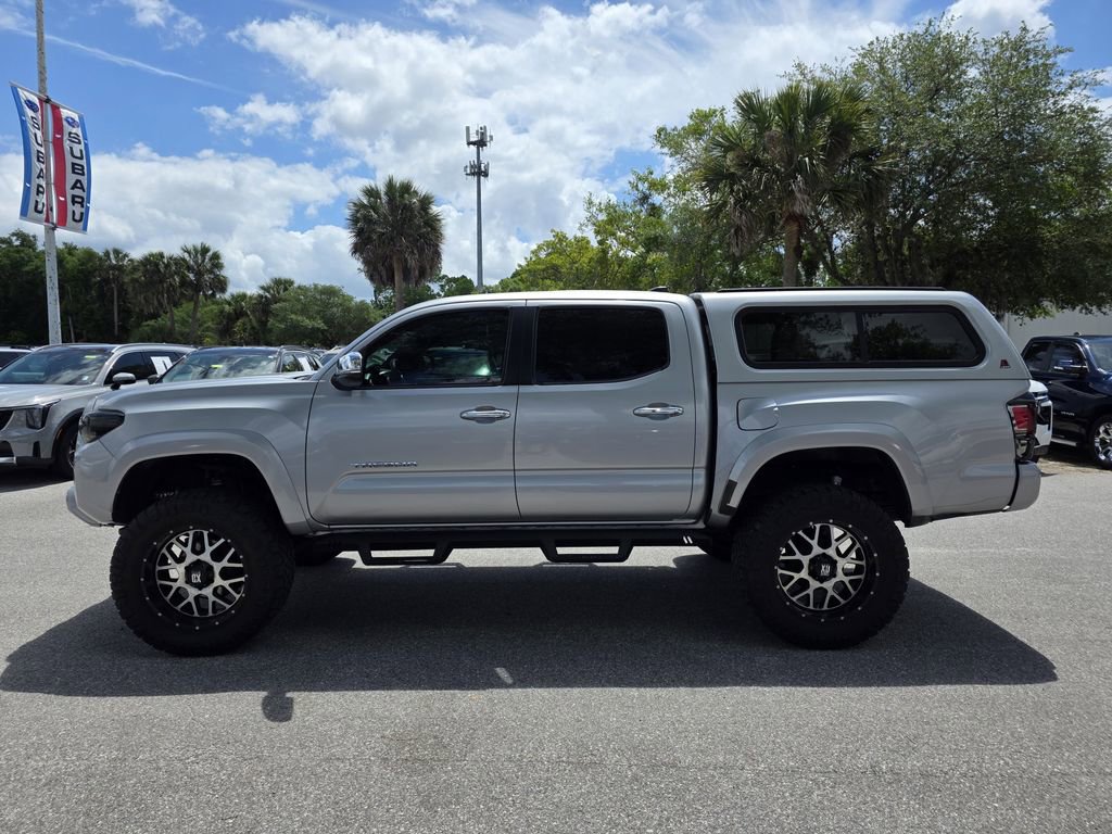 Used 2016 Toyota Tacoma Limited w/ Towing Package AWD/4WD image 5