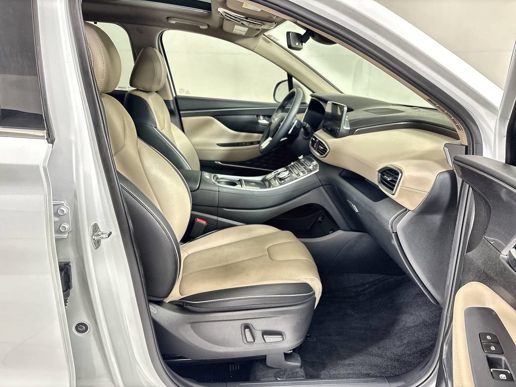 Used 2022 Hyundai Santa Fe SEL w/ Convenience + Premium Package FWD image 26