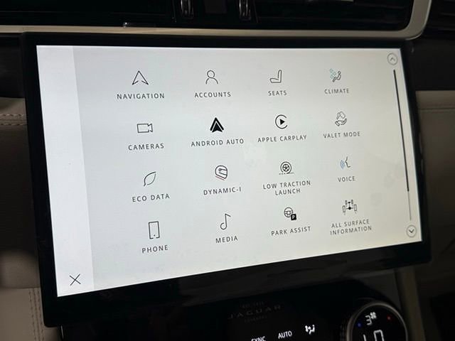 New 2025 Jaguar F-PACE R-Dynamic S image 35