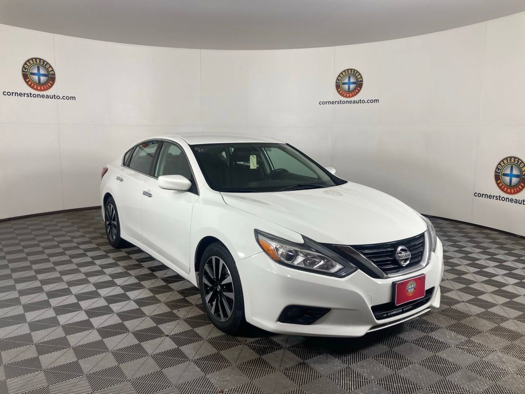 Used 2018 Nissan Altima 2.5 SV image 16