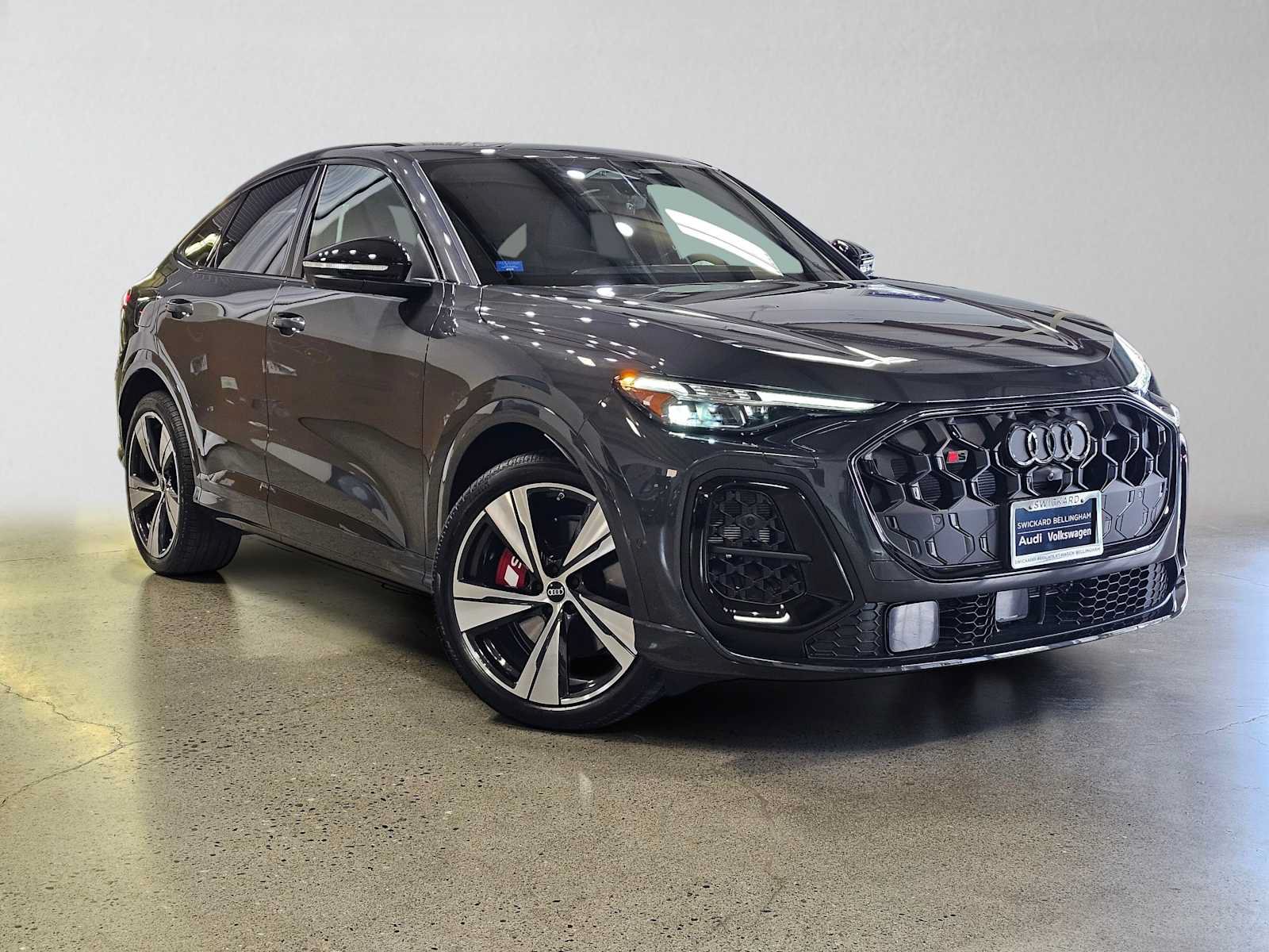 New 2026 Audi SQ5 Prestige