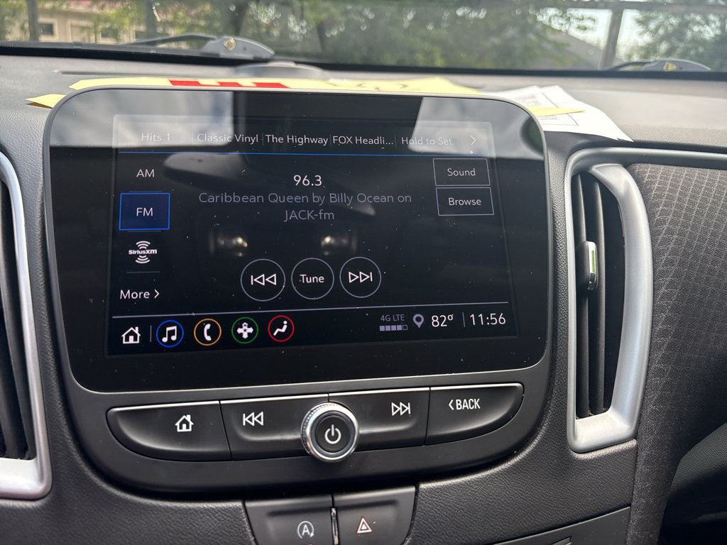 Used 2023 Chevrolet Malibu LT FWD image 13