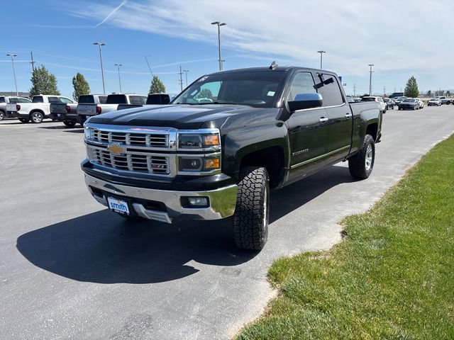 Used 2015 Chevrolet Silverado 1500 LTZ Z71 w/ LTZ Plus Package AWD/4WD image 7