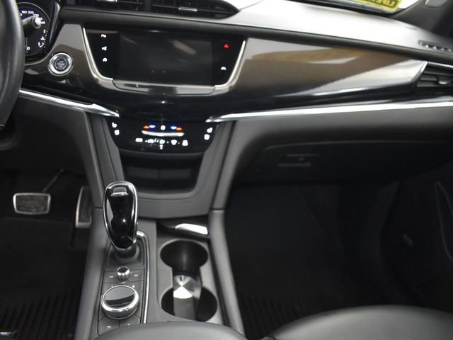 Used 2023 Cadillac XT6 Sport w/ LPO, ONYX Package image 19