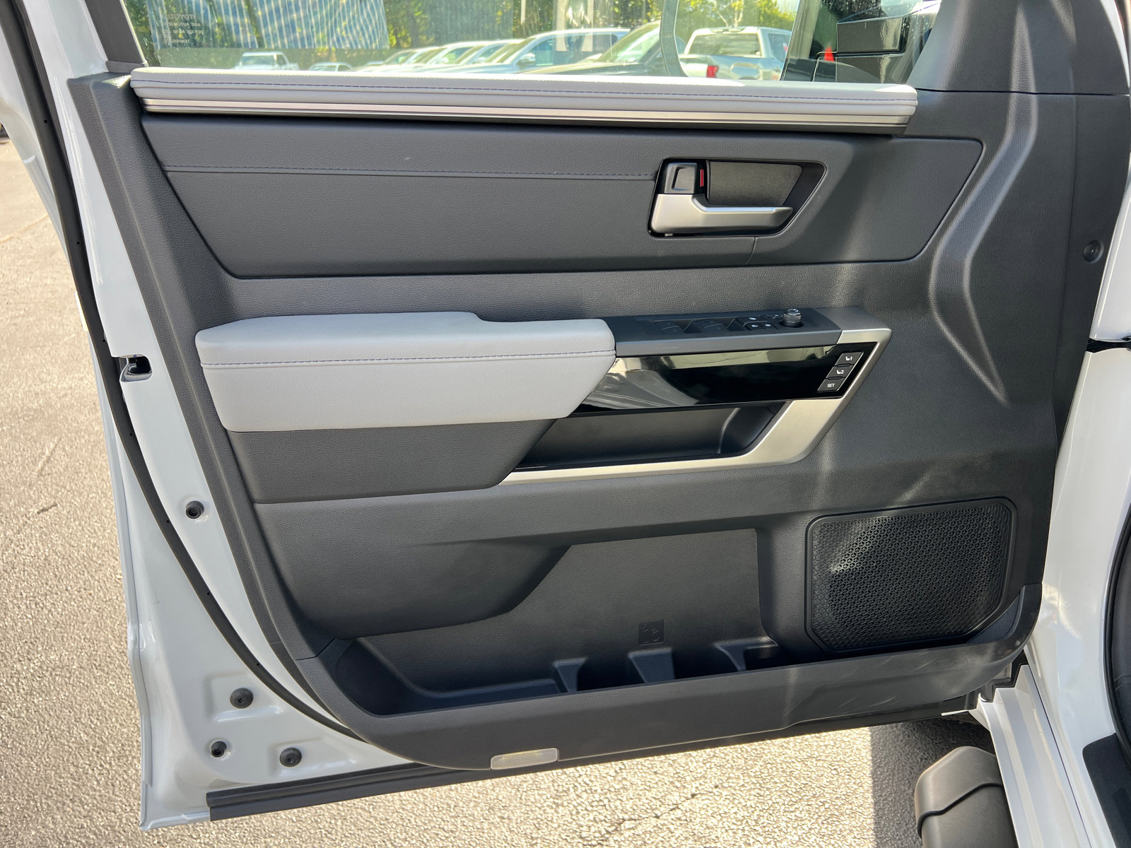New 2026 Toyota Tundra Limited image 10