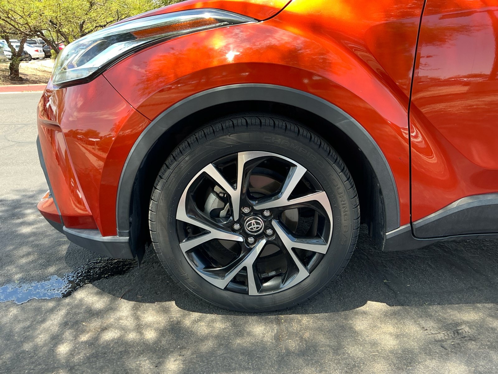 Certified 2020 Toyota C-HR XLE FWD image 25