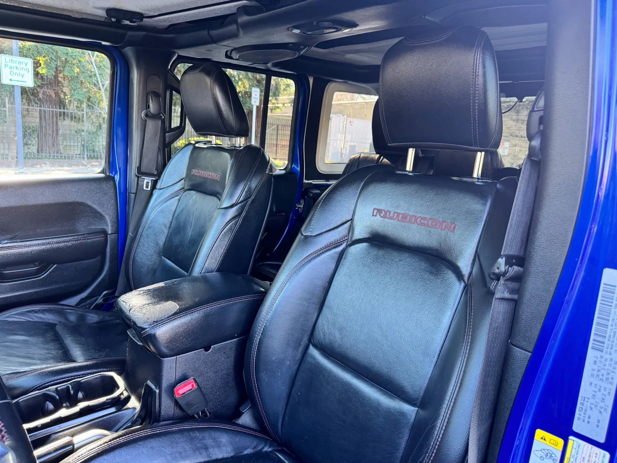 Used 2018 Jeep Wrangler Unlimited Rubicon image 18
