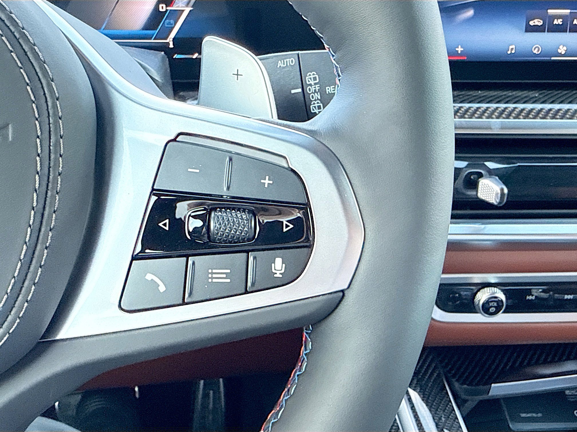 New 2026 BMW X7 M60i image 40