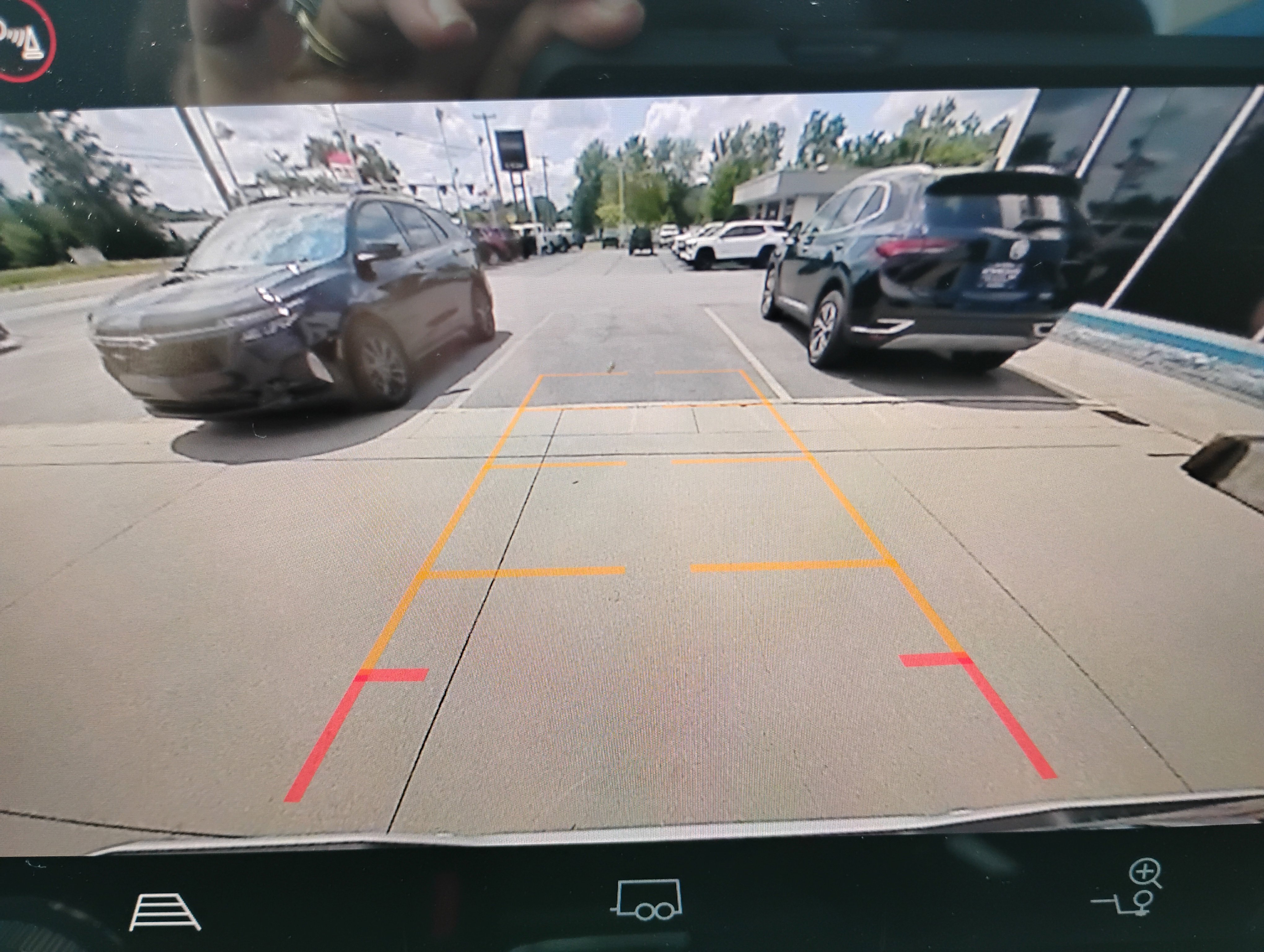 New 2026 GMC Canyon Elevation w/ Convenience Package image 5