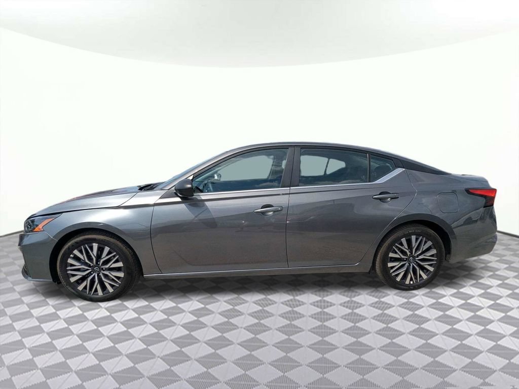 Used 2026 Nissan Altima 2.5 SV FWD image 6