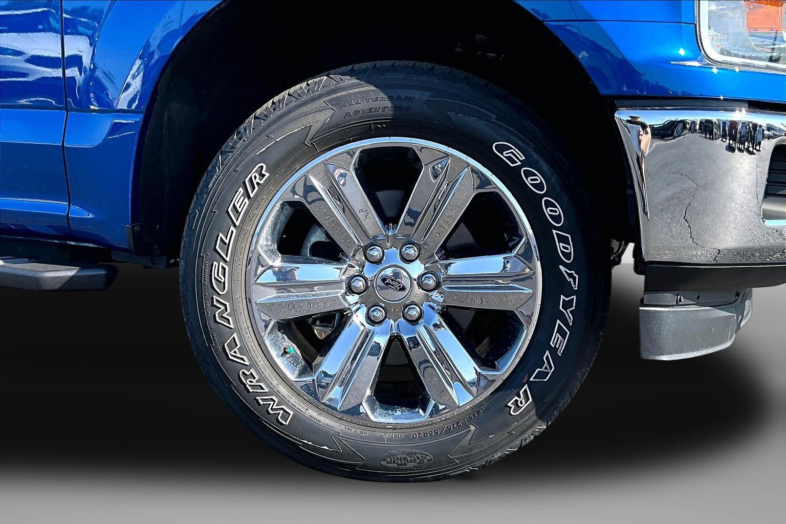 Used 2018 Ford F150 XLT w/ Equipment Group 302A Luxury AWD/4WD image 9