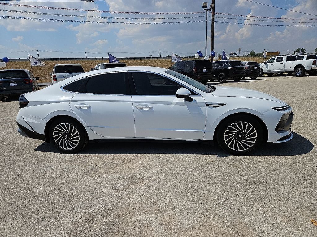 Used 2024 Hyundai Sonata SEL FWD image 9