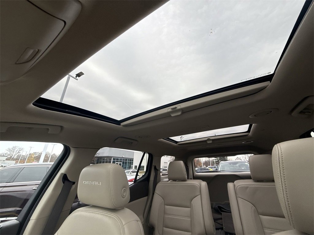 Used 2018 GMC Acadia Denali w/ Technology Package image 16