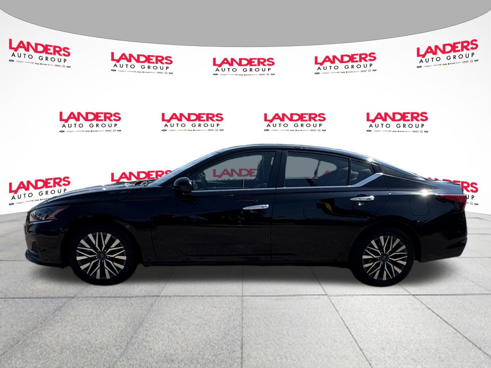 Used 2023 Nissan Altima 2.5 SV image 6