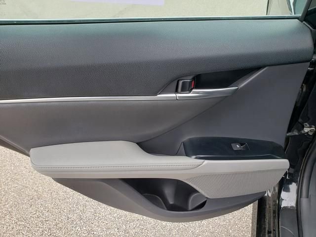 Used 2020 Toyota Camry XLE w/ Driver Assist Package image 12