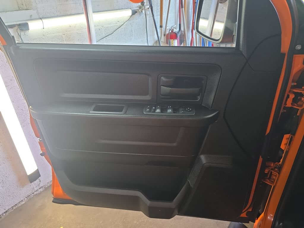 Used 2019 RAM 1500 Express w/ Ignition Orange Sport Package AWD/4WD image 25