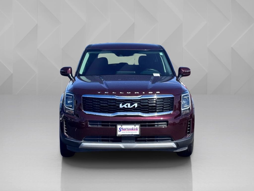 Used 2022 Kia Telluride LX image 2