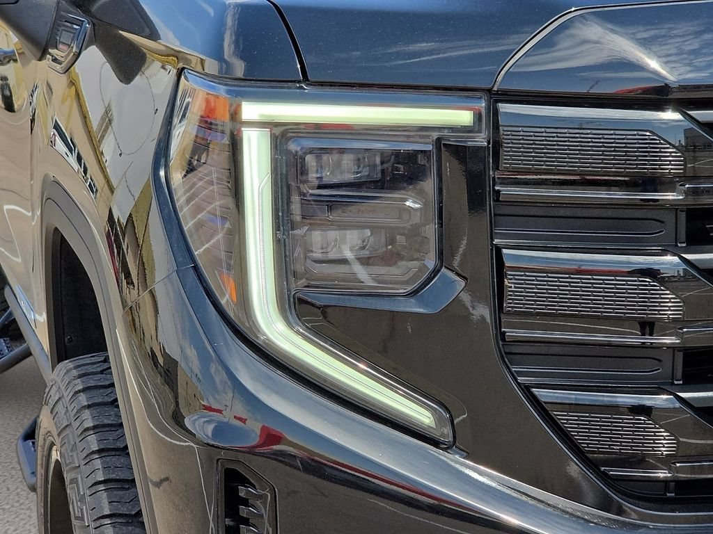 Used 2025 GMC Sierra 1500 Elevation RWD image 8