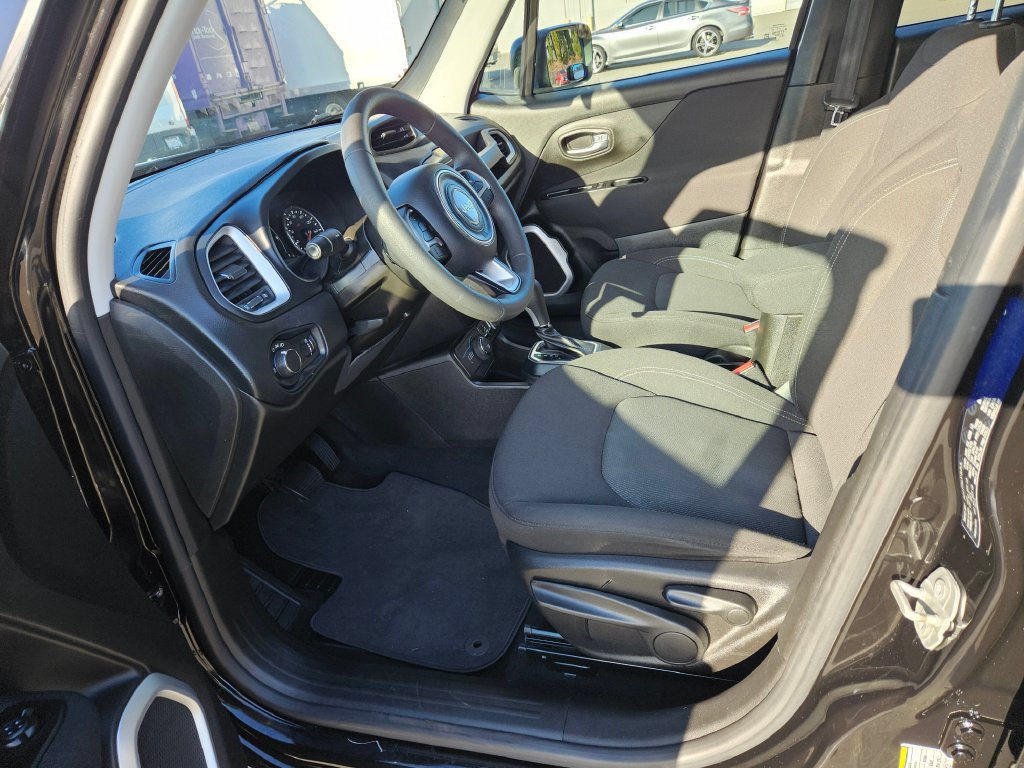 Used 2021 Jeep Renegade Sport AWD/4WD image 17